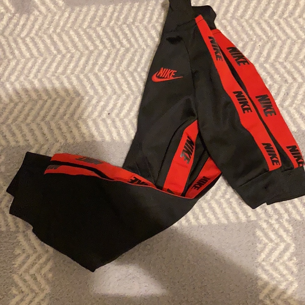 Nike zip up